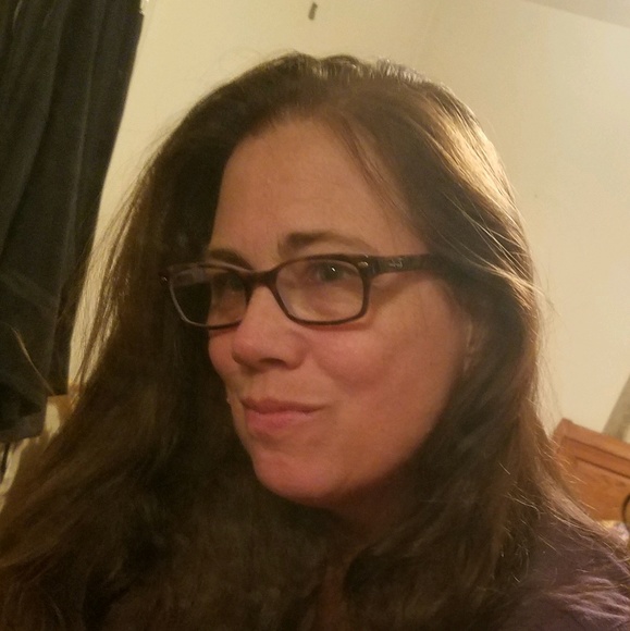 Meet your Posher, Toni - Picture 1 of 1